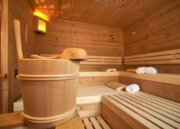 Gigl Hotel 3*